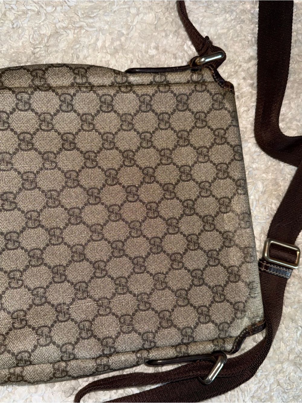 Gucci Beige & Brown GG Monogram Clutch - Picture 5 of 11